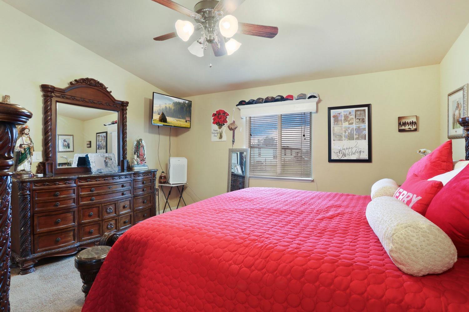 18370 Atkins Road Lodi, CA 95240 - Photo 12 of 59
