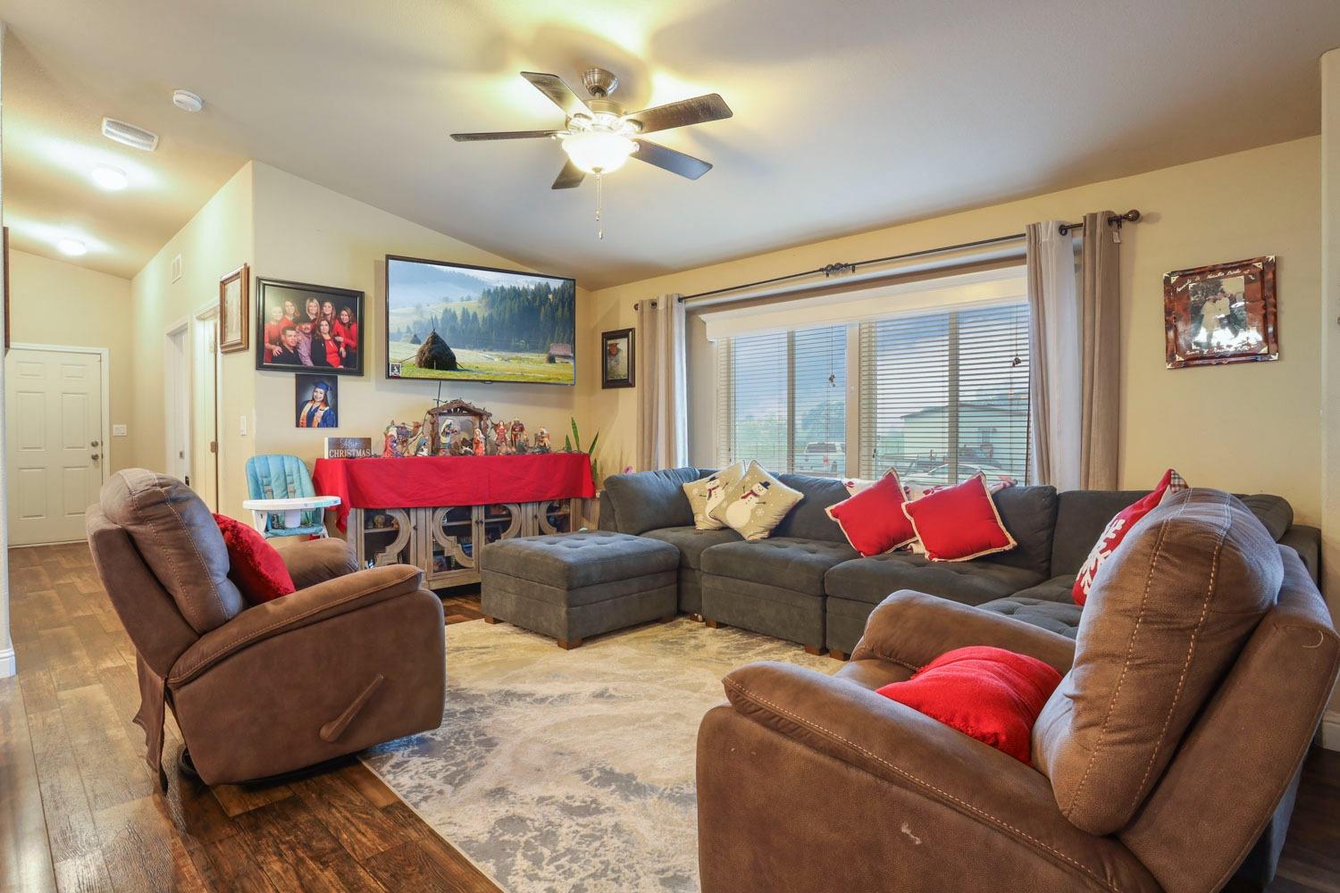 18370 Atkins Road Lodi, CA 95240 - Photo 12 of 89