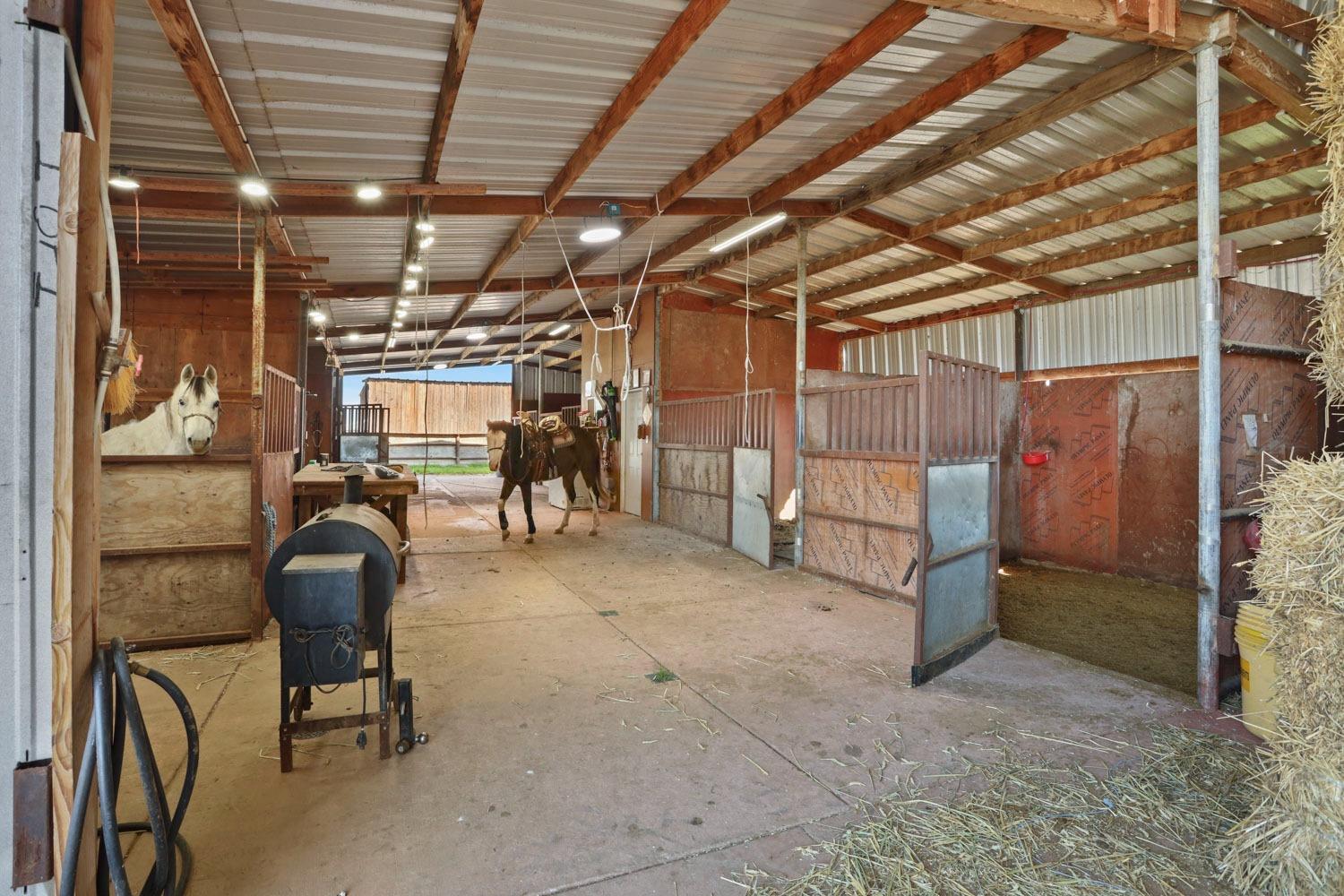 18370 Atkins Road Lodi, CA 95240 - Photo 53 of 59