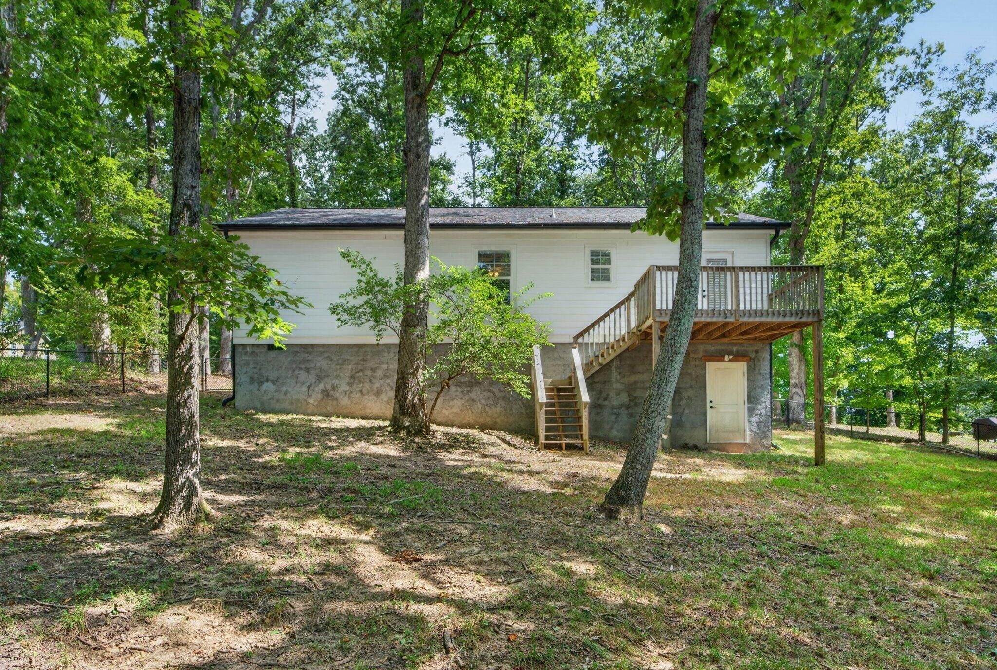 184 Middle Road Lookout Mountain, GA 30750 - Photo 36 of 39 Gallery Image 36