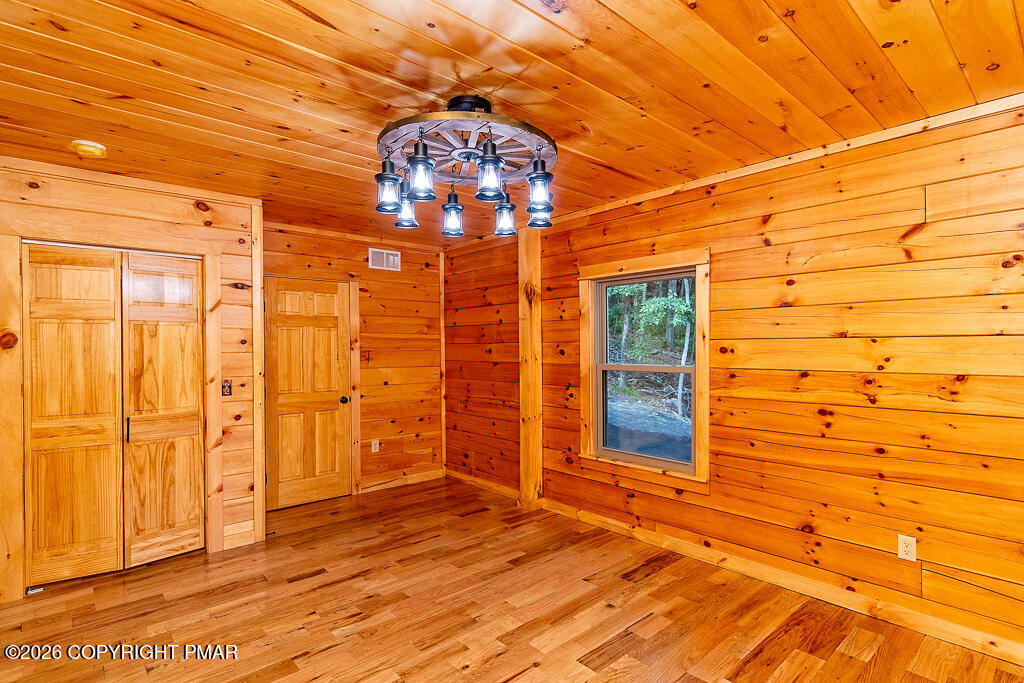 229 Five Springs Road, Unit 3 Stroudsburg, PA 18360 - Photo 34 of 94 KVFRE-7105