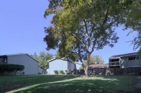 $388,000 | 637 Knollwood Drive, Woodland, CA 95695