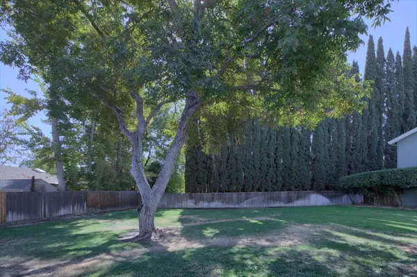 $388,000 | 637 Knollwood Drive, Woodland, CA 95695