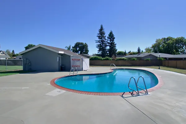 $388,000 | 637 Knollwood Drive, Woodland, CA 95695