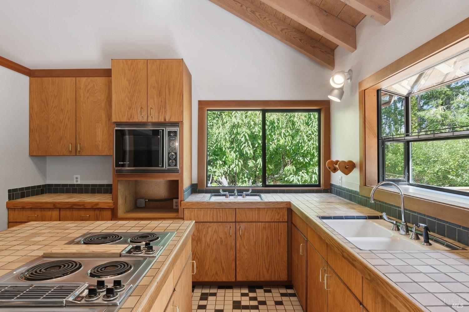 130 Laurel Street Inverness, CA 94956 - Photo 23 of 82 Gallery Image 23