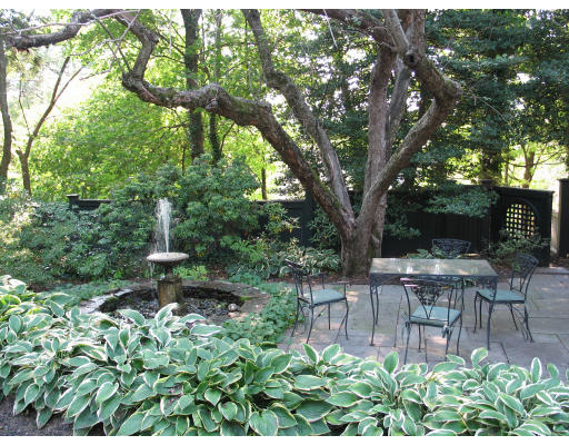 48 Green Hill Road Brookline, MA 02445 - Photo 16 of 17 Gallery Image 16