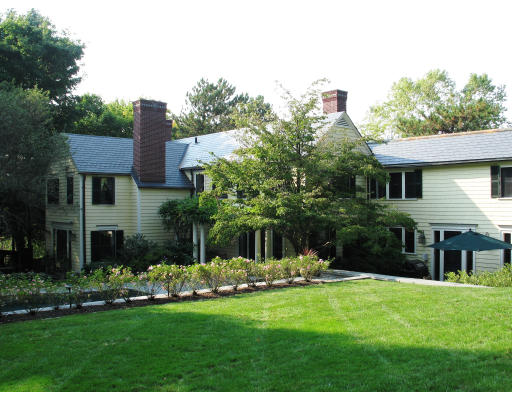 48 Green Hill Road Brookline, MA 02445 - Photo 3 of 17 Gallery Image 3