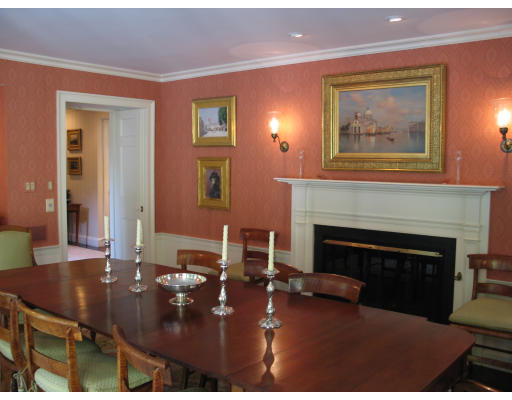 48 Green Hill Road Brookline, MA 02445 - Photo 9 of 17 Gallery Image 9