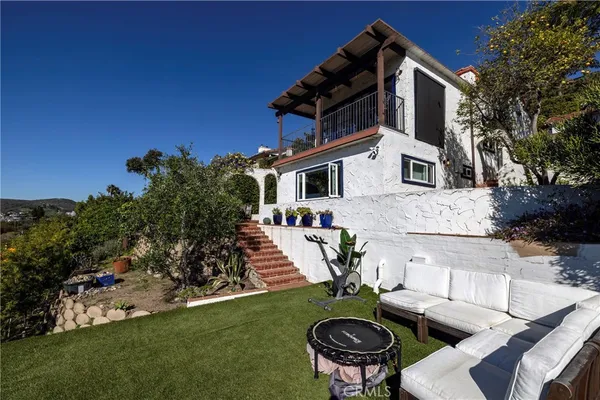 $13,500 | 1082 Temple Hills Drive, Laguna Beach, CA 92651