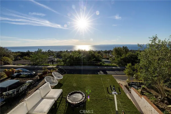 $13,500 | 1082 Temple Hills Drive, Laguna Beach, CA 92651