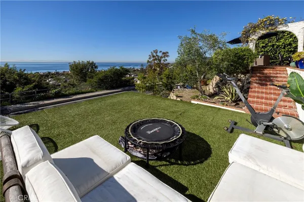 $13,500 | 1082 Temple Hills Drive, Laguna Beach, CA 92651