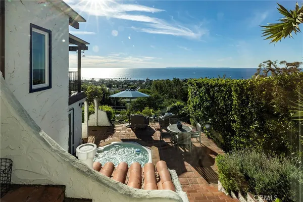 $13,500 | 1082 Temple Hills Drive, Laguna Beach, CA 92651