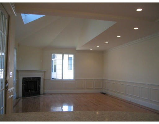 136 Harwich Road Newton, MA 02467 - Photo 6 of 11