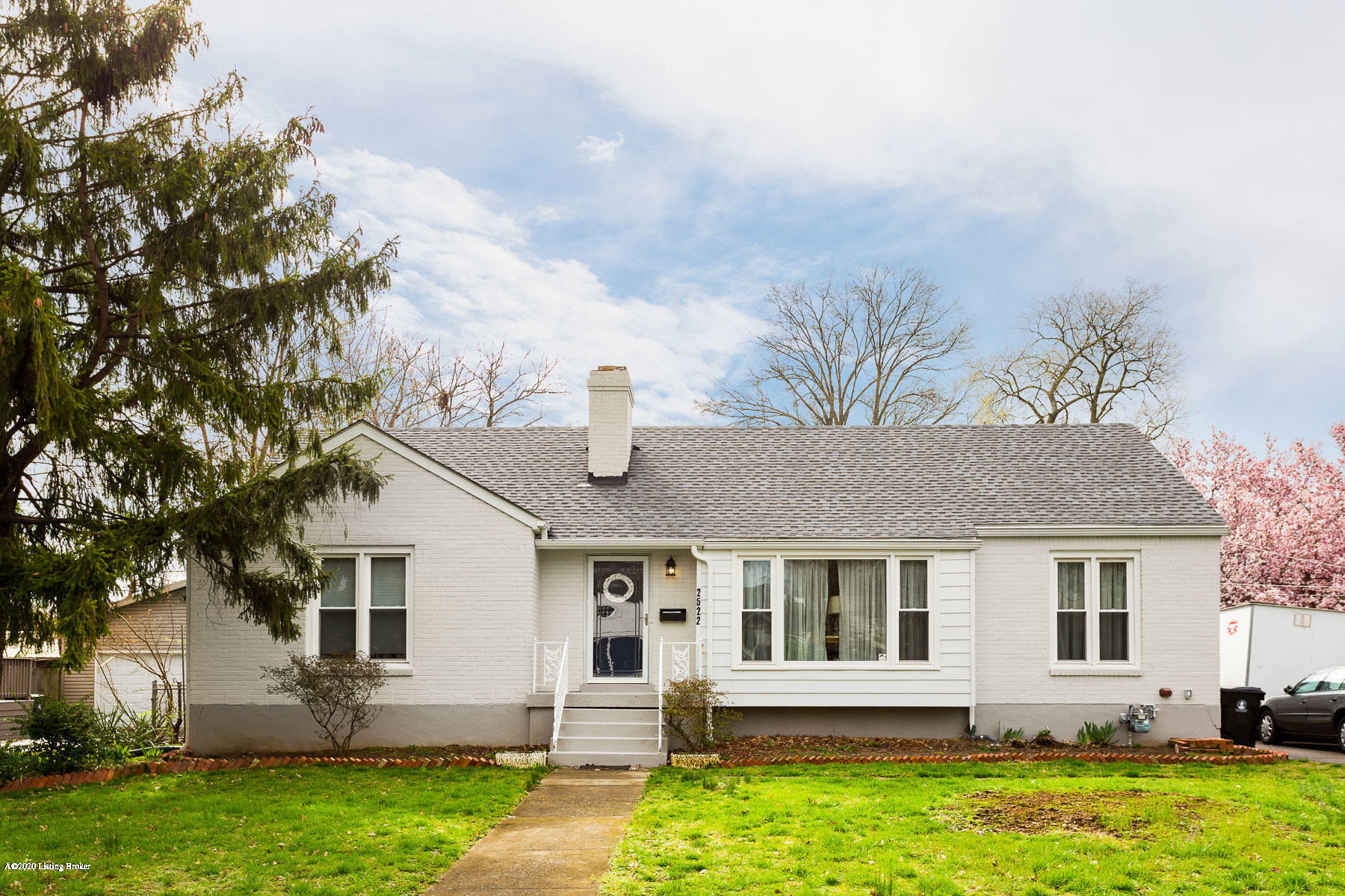 2522 Alanmede Road Louisville, KY 40205 - Photo 1 of 35 Front View