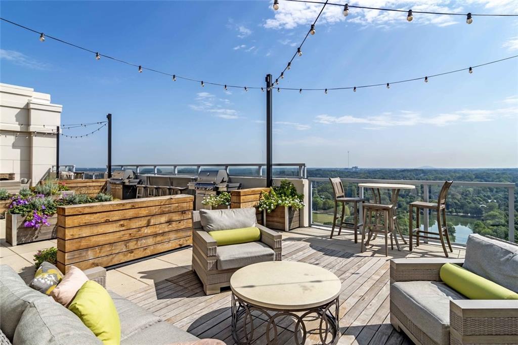 205 12th Street Northeast, Unit DOGWOOD Atlanta, GA 30309 - Photo 33 of 34