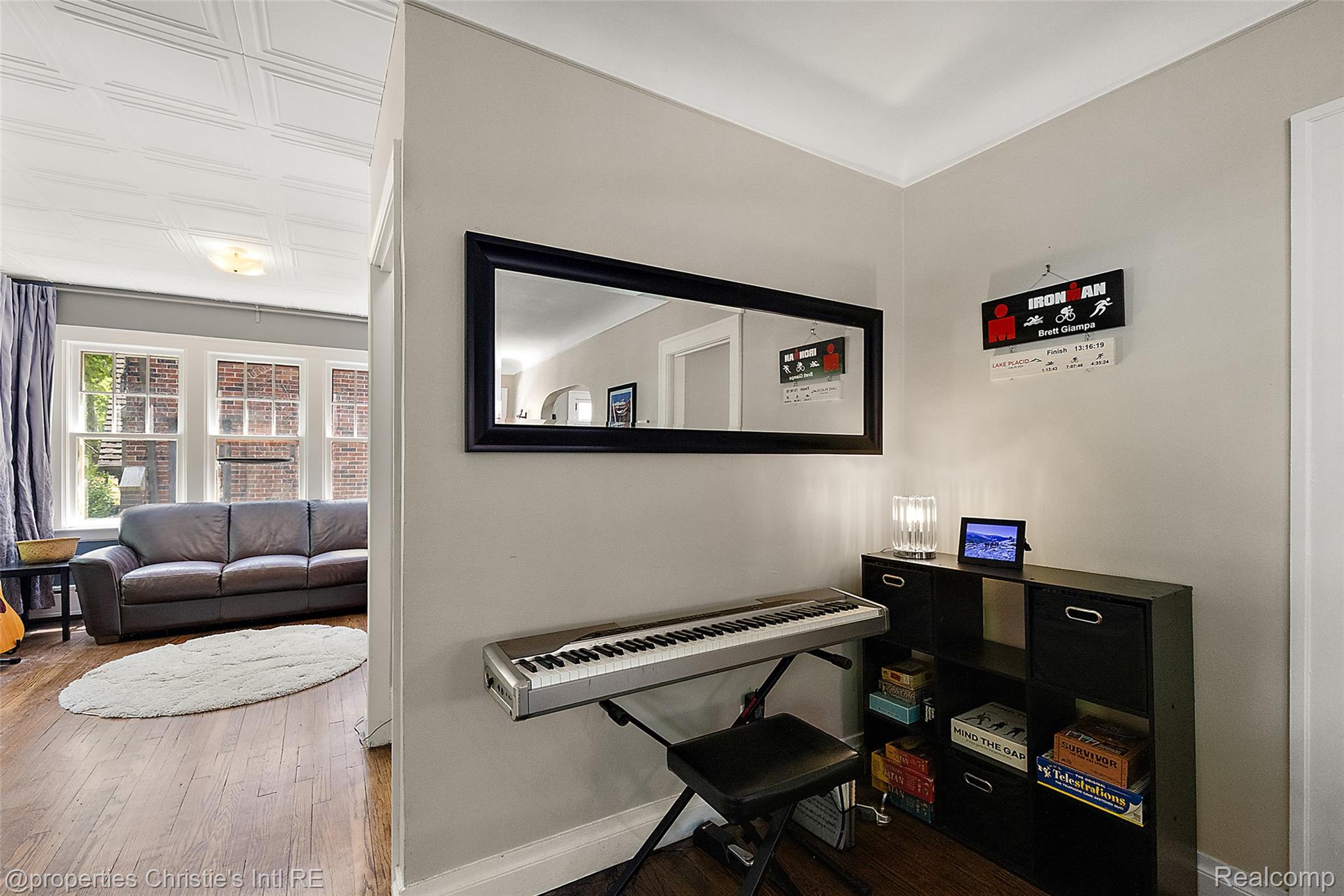 1251 Bishop Road Grosse Pointe, MI 48230 - Photo 15 of 50 32-1251 Bishop -32.jpg