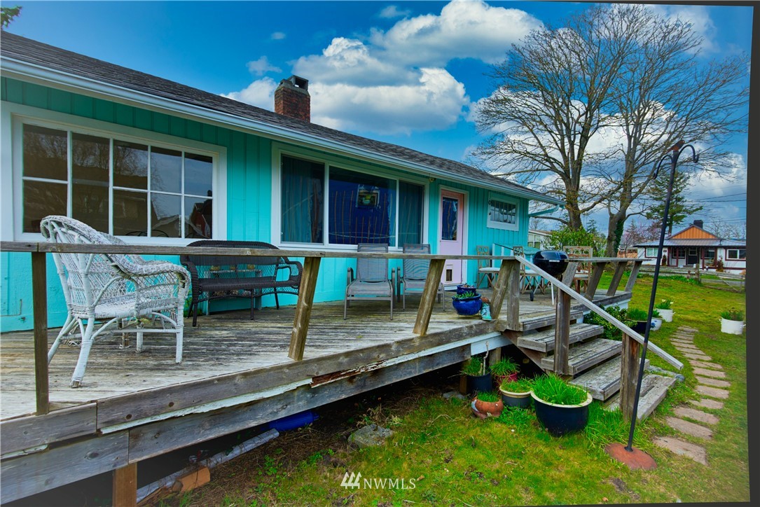 2157 Birch Street Point Roberts, WA 98281 - Photo 2 of 18 Gallery Image 2
