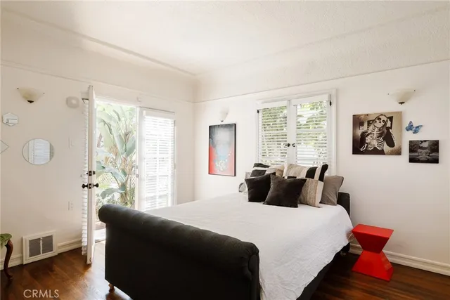 $2,999,999 | 7 South 37th Place, Long Beach, CA 90803