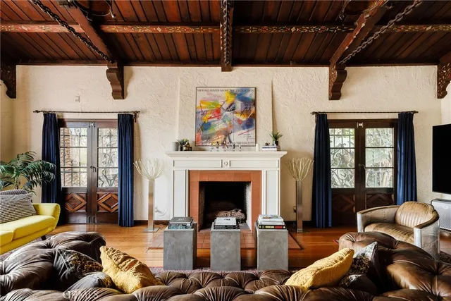 $2,999,999 | 7 South 37th Place, Long Beach, CA 90803