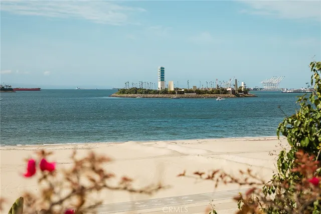 $2,999,999 | 7 South 37th Place, Long Beach, CA 90803