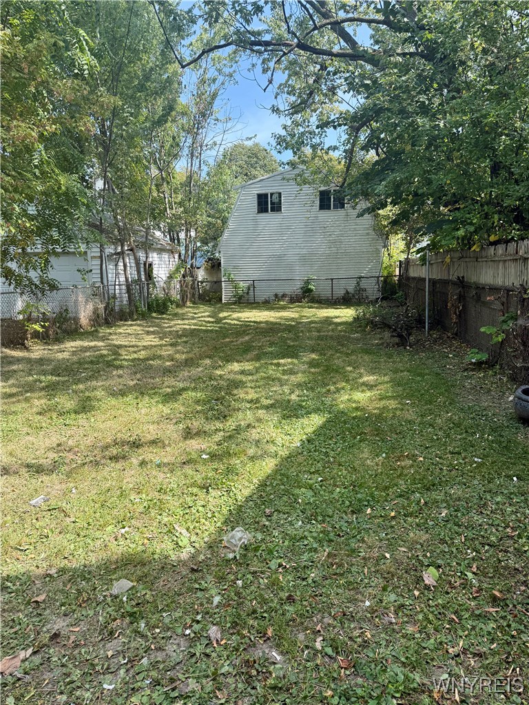 31 Benzinger Street Buffalo, NY 14206 - Photo 9 of 17