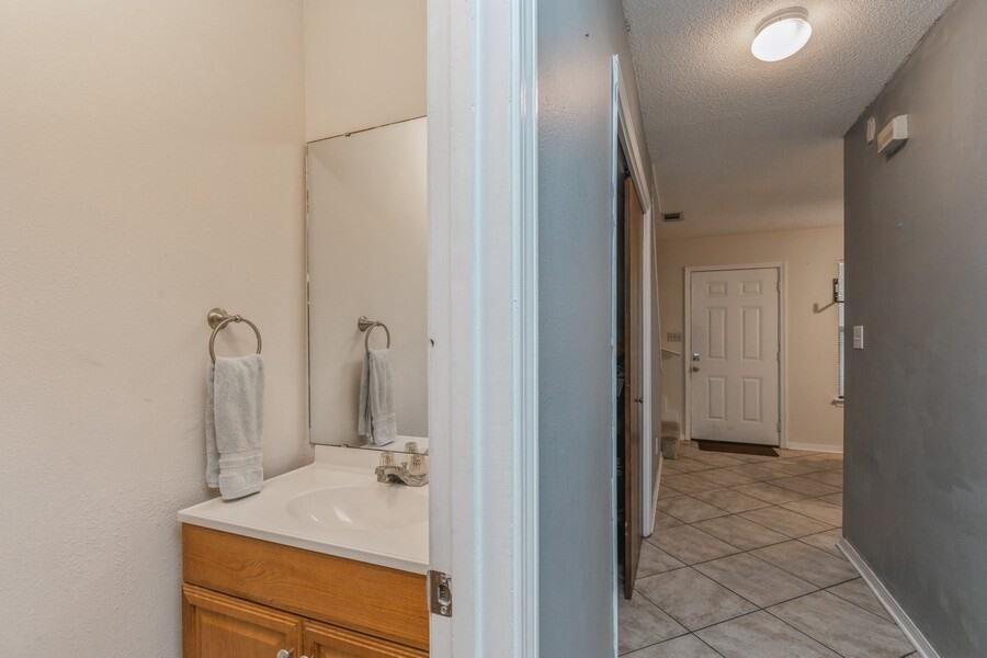 19 Falcon Ridge Lane Fort Walton Beach, FL 32547 - Photo 17 of 32 20_19-Falcon-Ridge-Ln_Web