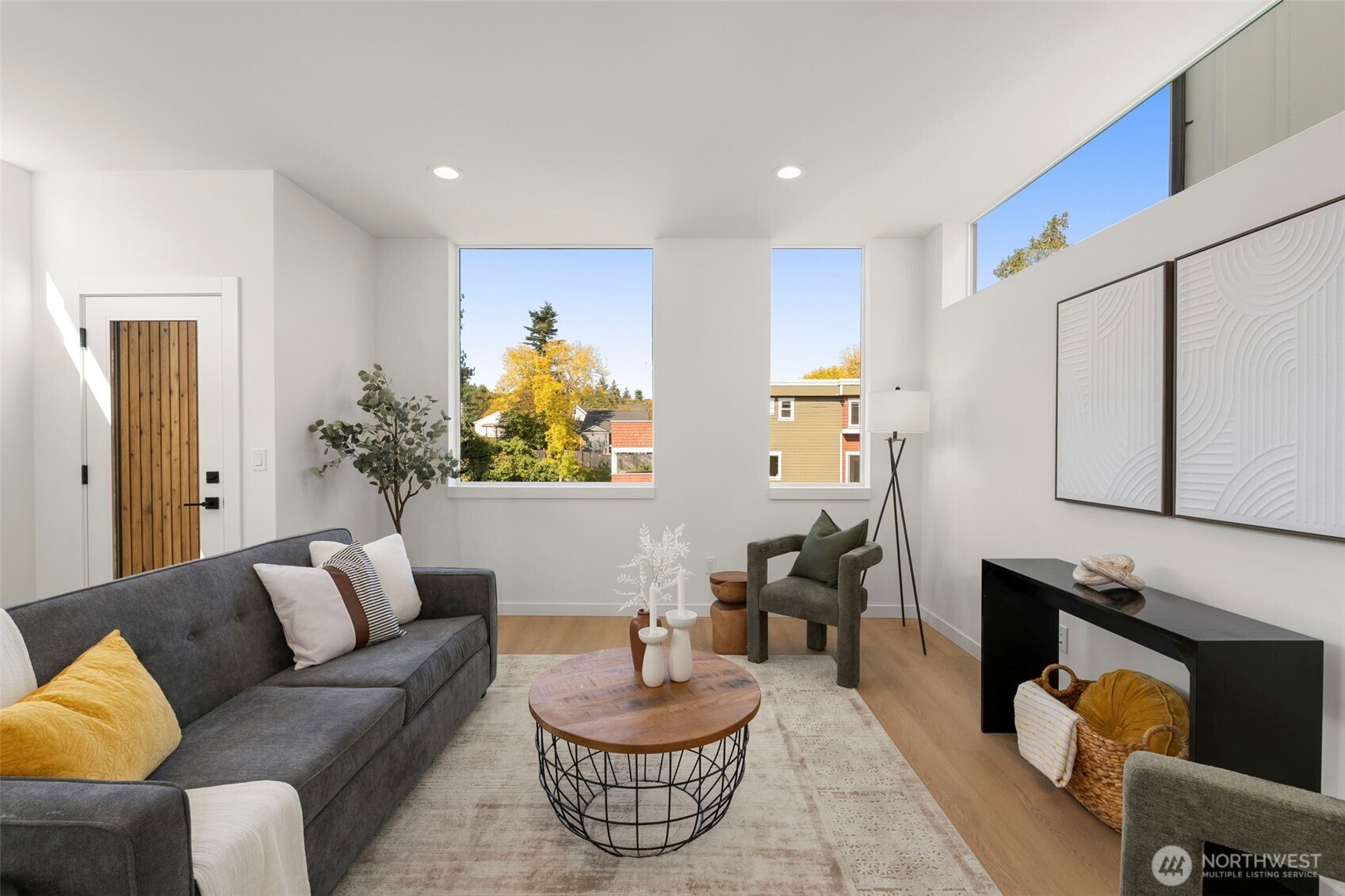 1223 North 48th Street Seattle, WA 98103 - Photo 3 of 27