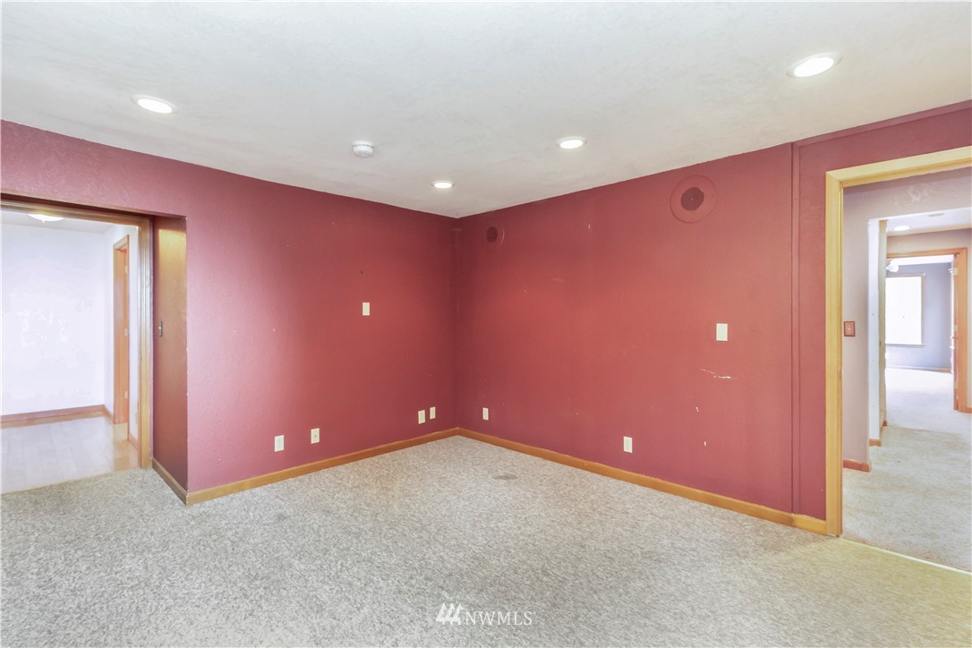 3491 Green Cliffs Road Anacortes, WA 98221 - Photo 22 of 40 a view of an empty room