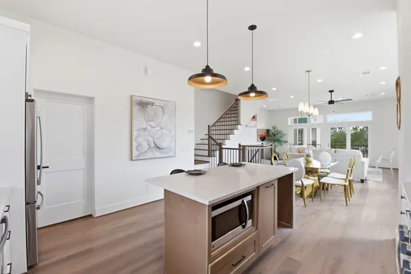 $450,000 | 7704 Earl Rudder Way, Houston, TX 77055