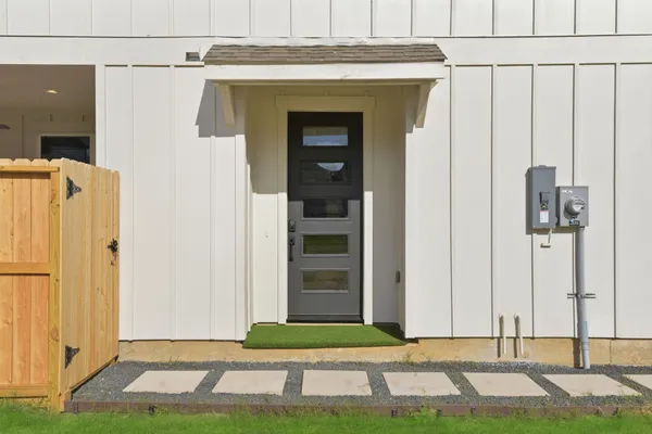 $450,000 | 7704 Earl Rudder Way, Houston, TX 77055