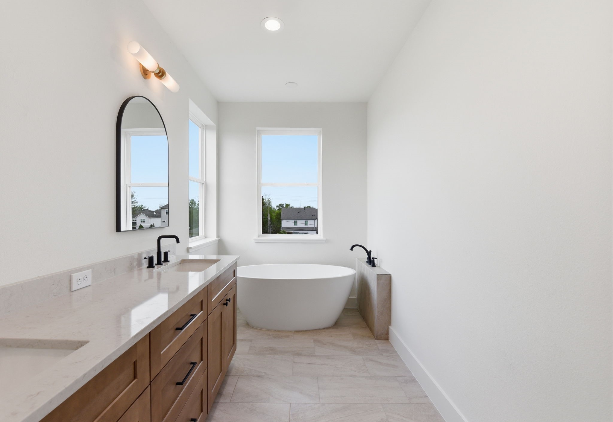 7704 Earl Rudder Way Houston, TX 77055 - Photo 28 of 45