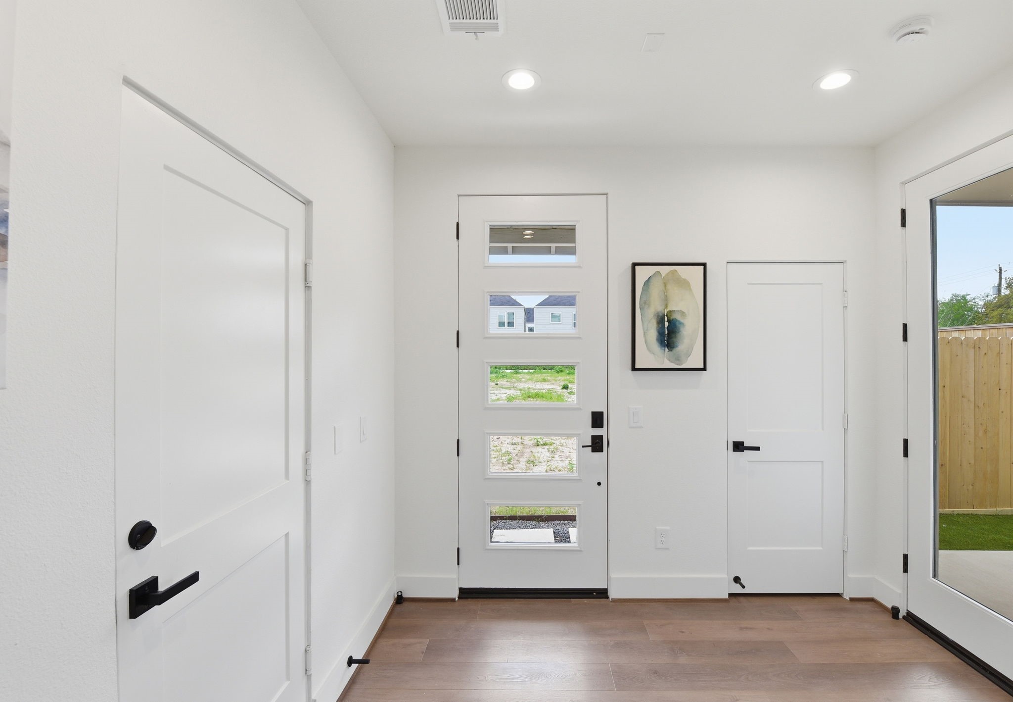 7704 Earl Rudder Way Houston, TX 77055 - Photo 3 of 45