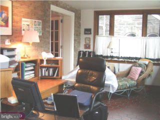 514 Murdoch Road Philadelphia, PA 19119 - Photo 4 of 6 Gallery Image 4