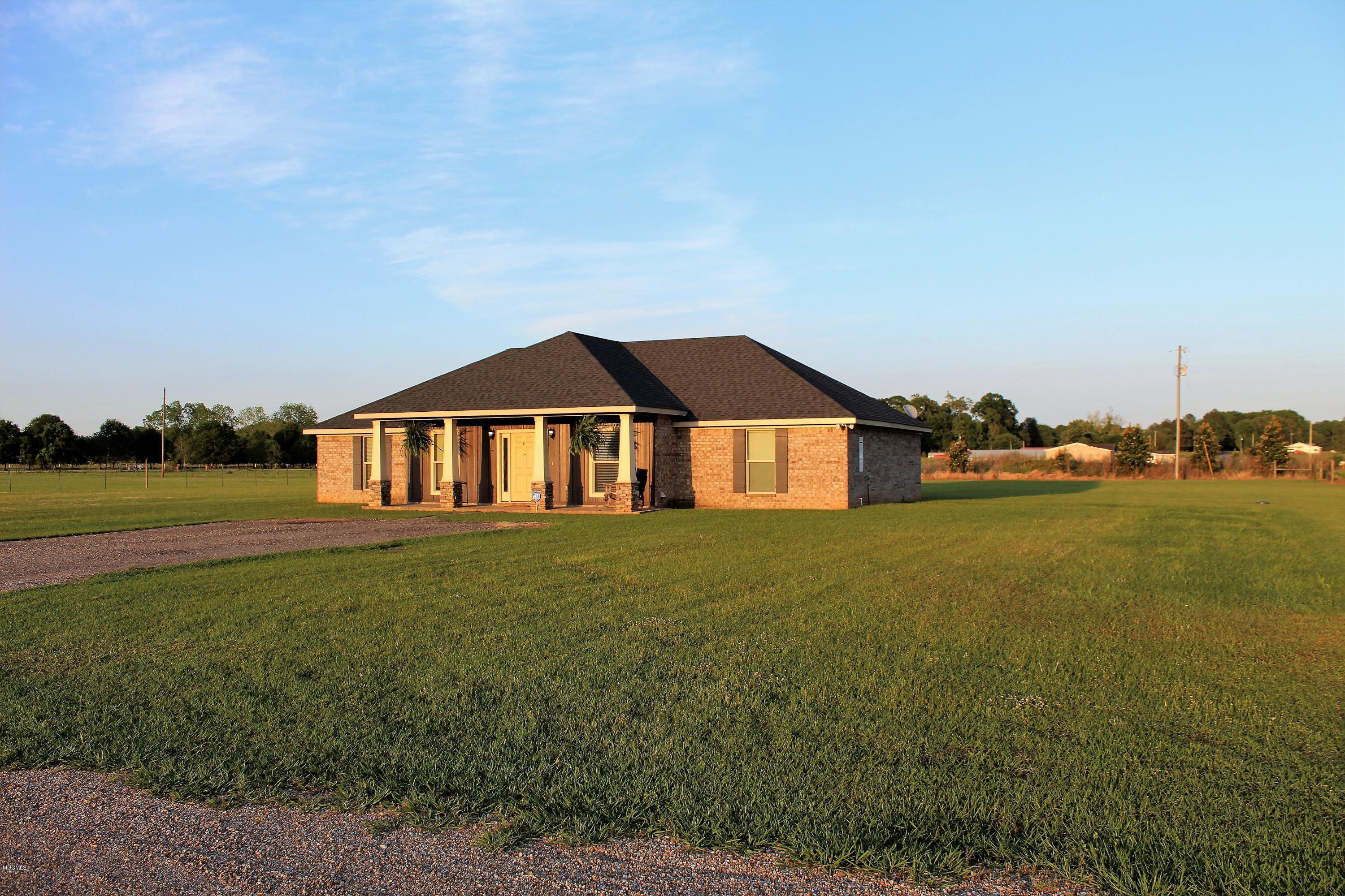 140 Holley Road Lucedale, MS 39452 - Photo 31 of 33 IMG_3700