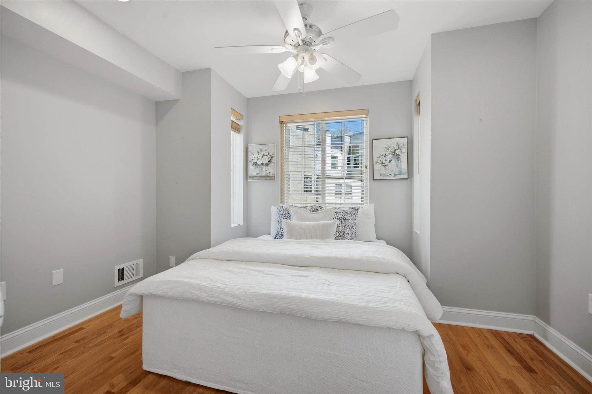 2405 Catharine Street Philadelphia, PA 19146 - Photo 20 of 49