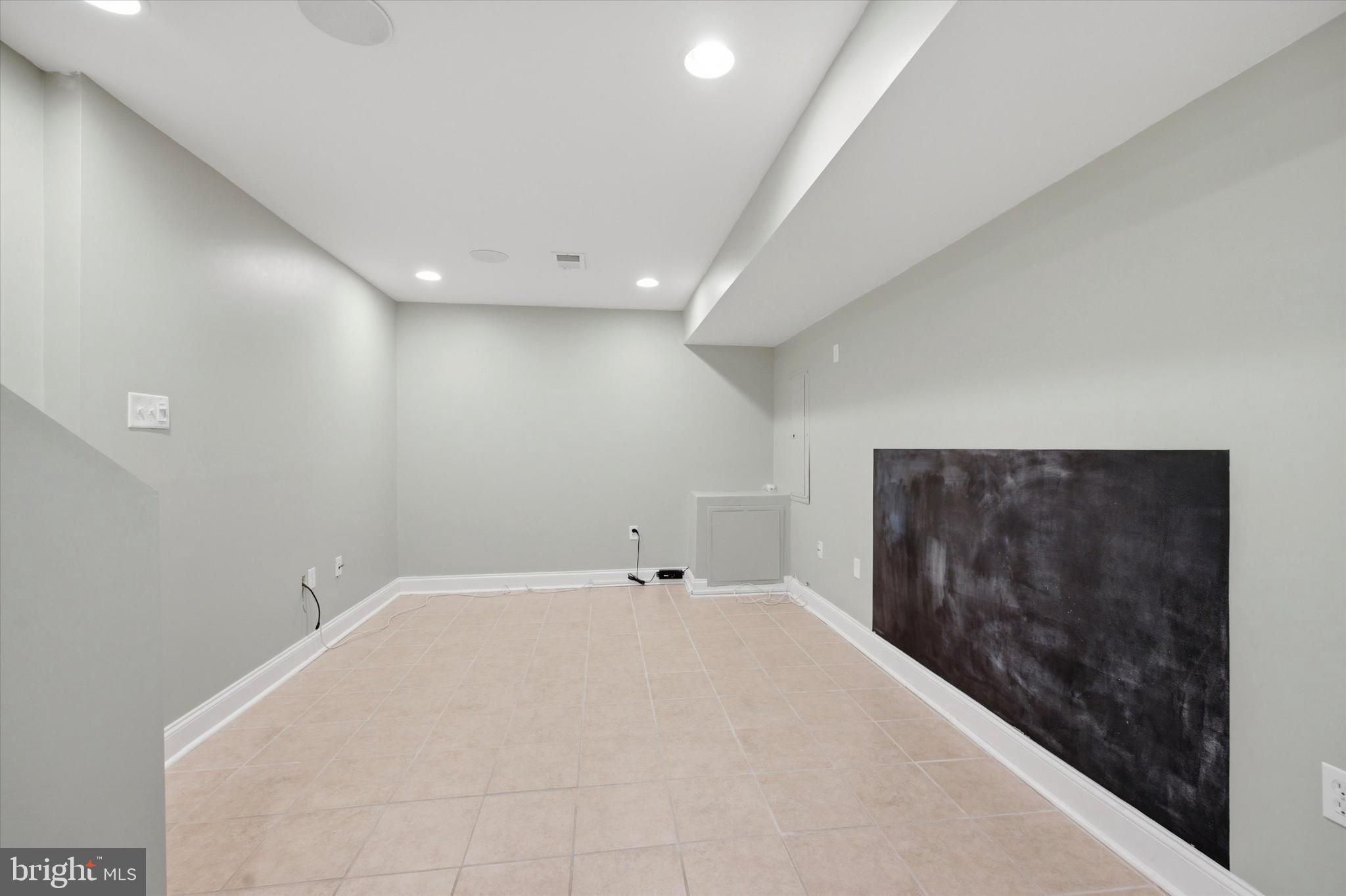 2405 Catharine Street Philadelphia, PA 19146 - Photo 28 of 49 Basement (View 2) - Before Virtual Staging