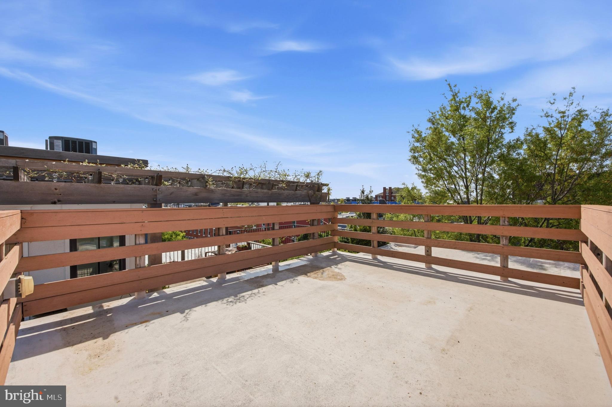 2405 Catharine Street Philadelphia, PA 19146 - Photo 33 of 49 Main Rooftop (View 1) - Before Virtual Staging