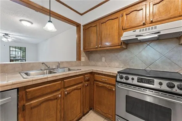 $1,200 | 14548 Honeysuckle Drive, Unit 181, Hammond, LA 70401