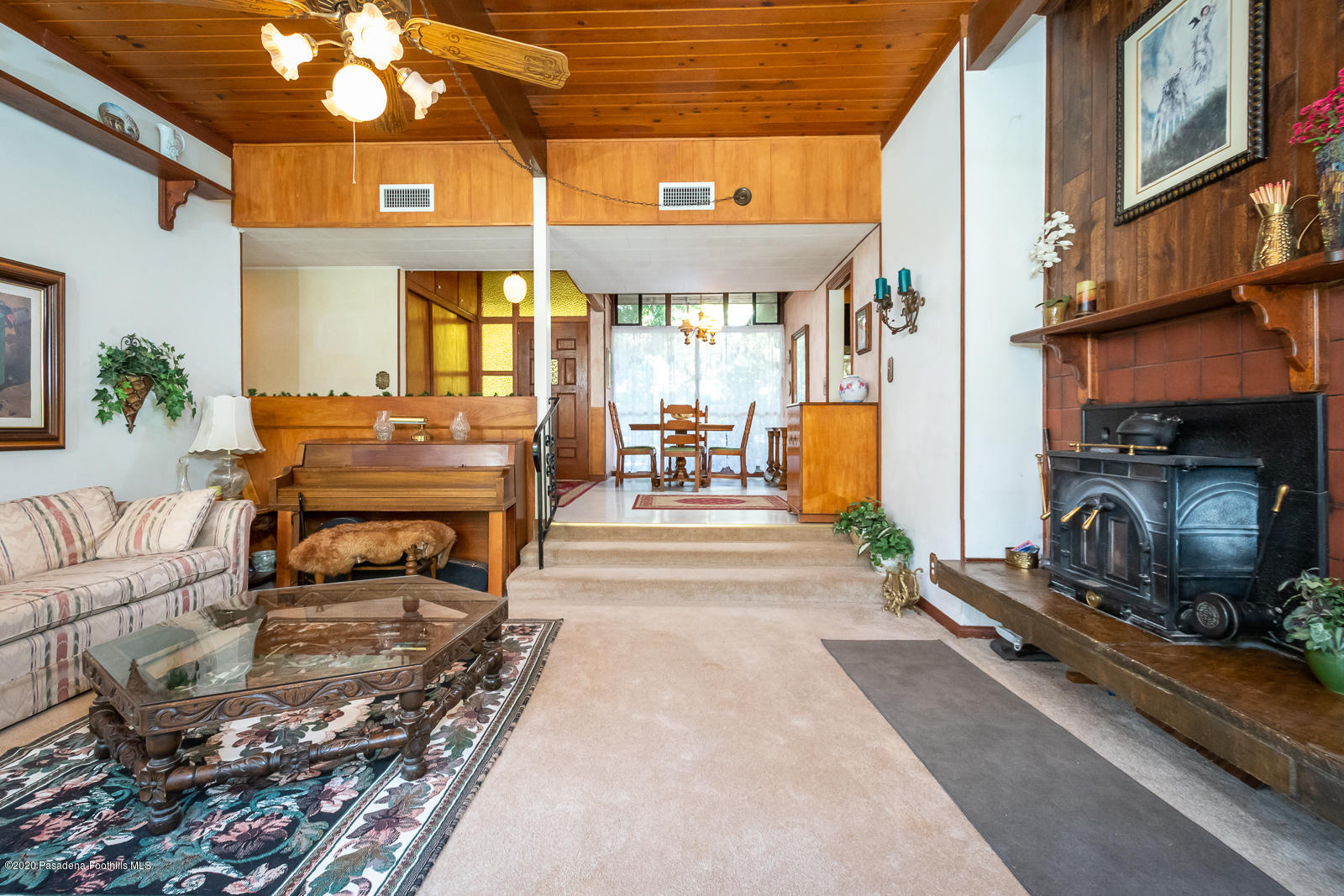 2311 Stonyvale Road Tujunga, CA 91042 - Photo 13 of 83 a view of a building with sitting area