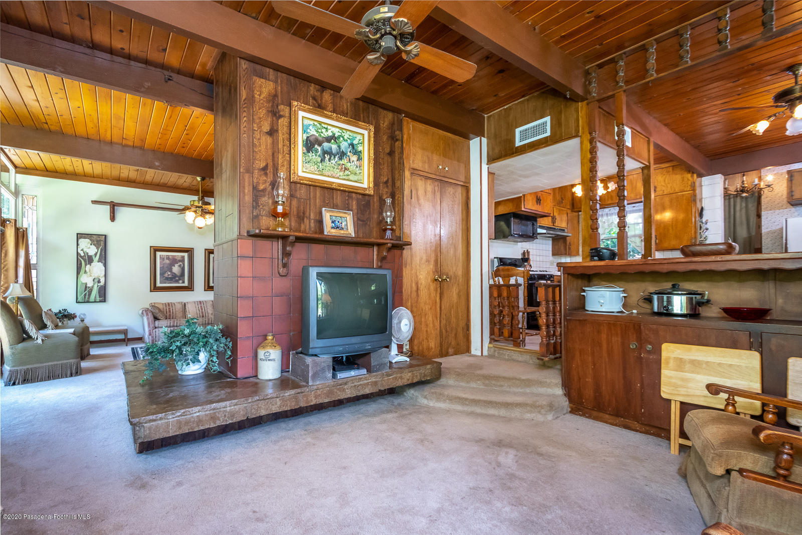 2311 Stonyvale Road Tujunga, CA 91042 - Photo 15 of 83 Family Room #1