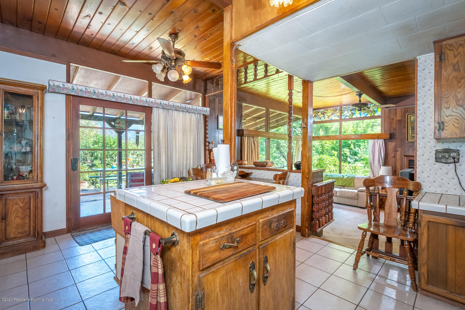 2311 Stonyvale Road Tujunga, CA 91042 - Photo 21 of 83 Kitchen and Family Room