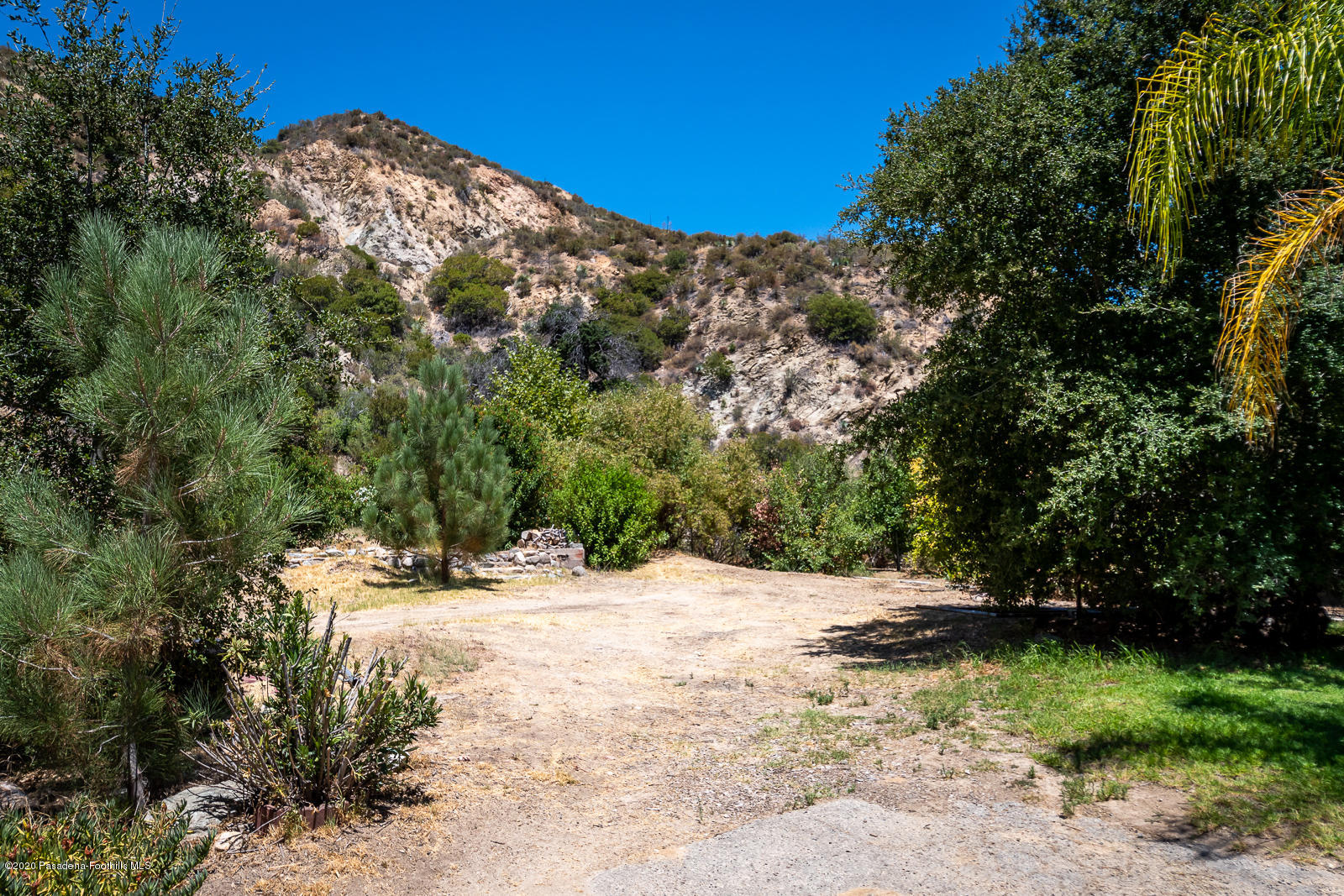 2311 Stonyvale Road Tujunga, CA 91042 - Photo 74 of 83 Grounds
