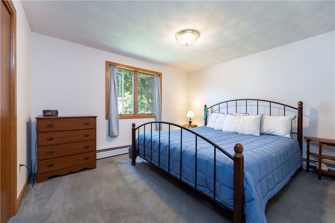 48 Montauk Road Narragansett, RI 02882 - Photo 8 of 16 First Floor Master with large closet