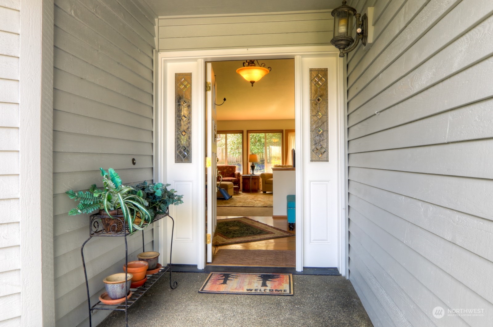4803 Southwest 329th Way Federal Way, WA 98023 - Photo 3 of 40 Gallery Image 3