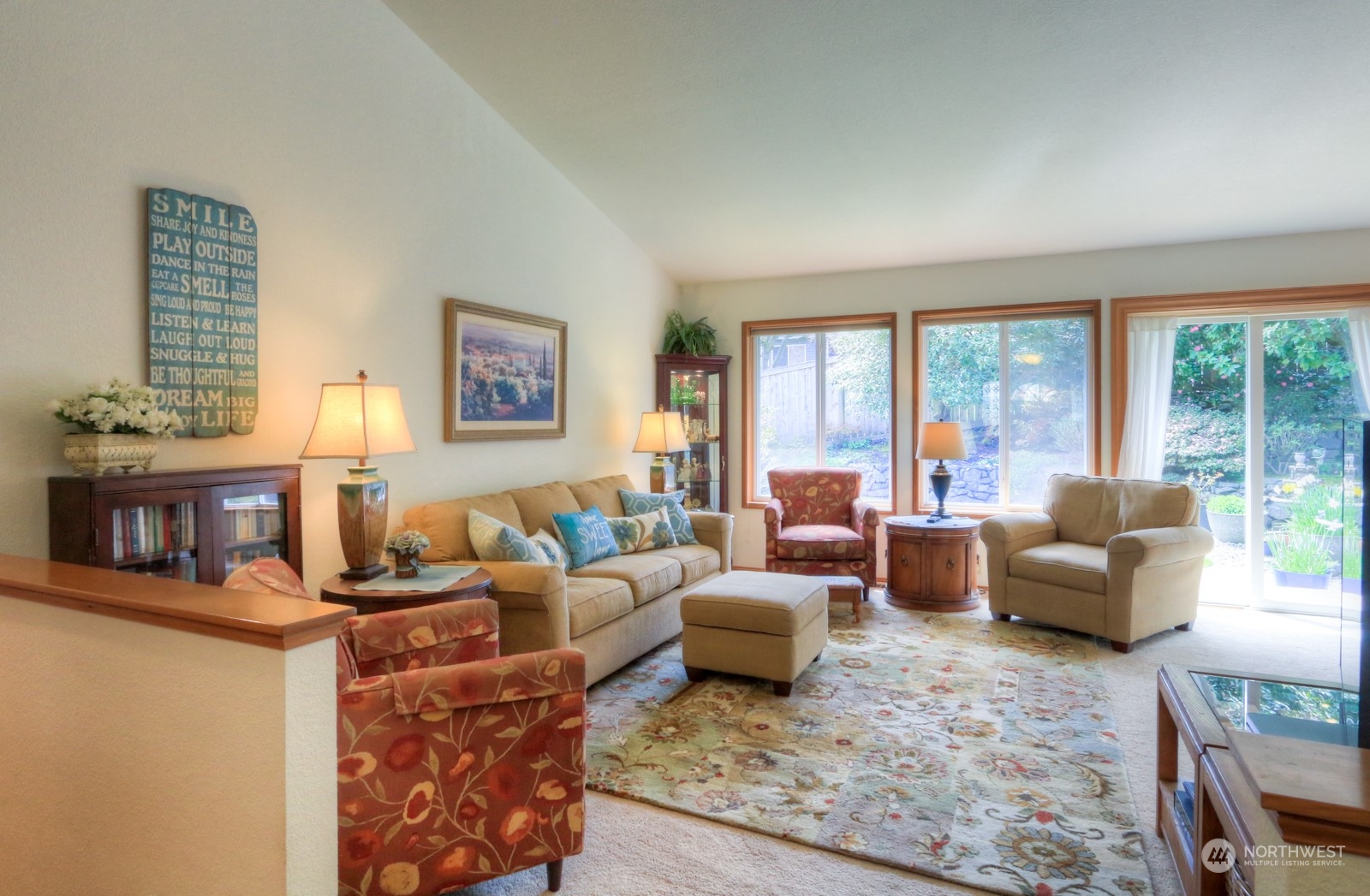 4803 Southwest 329th Way Federal Way, WA 98023 - Photo 5 of 40 Gallery Image 5
