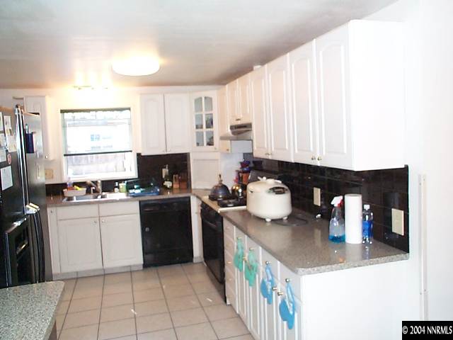 1750 Auburn Way Reno, NV 89502 - Photo 3 of 4 Photo 3