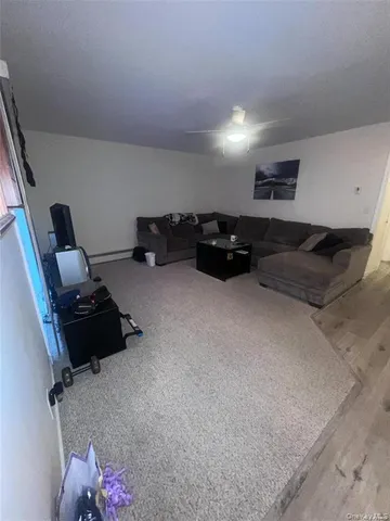 $2,800 | 31 Richmond Boulevard, Unit 1A, Ronkonkoma, NY 11779