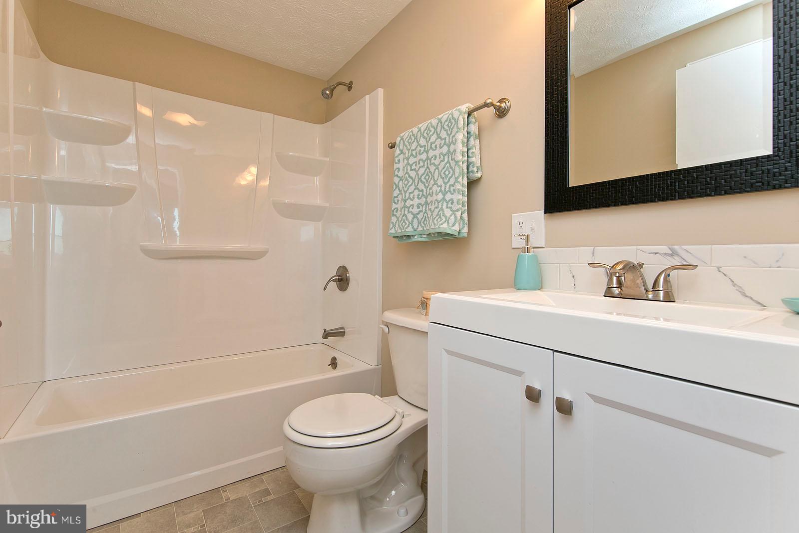 2110 Apple Pie Ridge Road Winchester, VA 22603 - Photo 5 of 48 Full bath