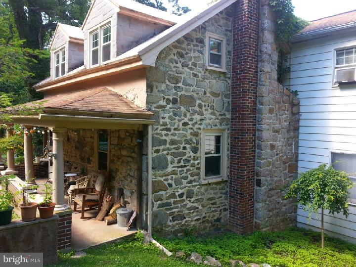 668 Point Road Wernersville, PA 19565 - Photo 3 of 25 Exterior Front