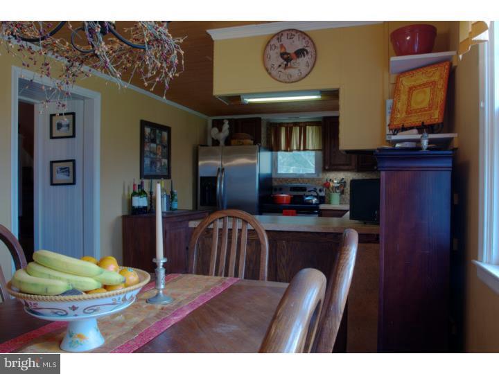 668 Point Road Wernersville, PA 19565 - Photo 10 of 25 Kitchen